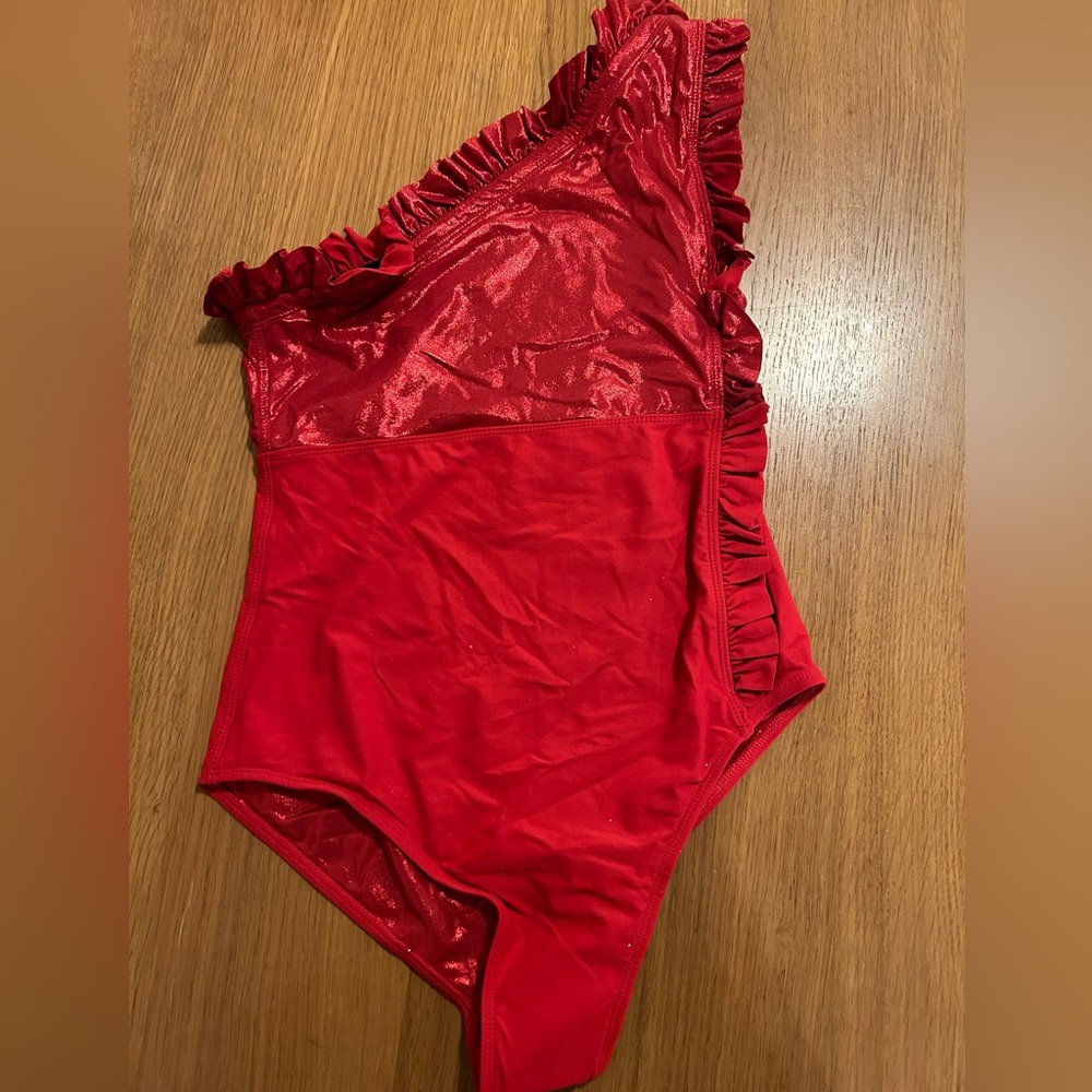Leslie Amon one shoulder swimsuit- RED size S